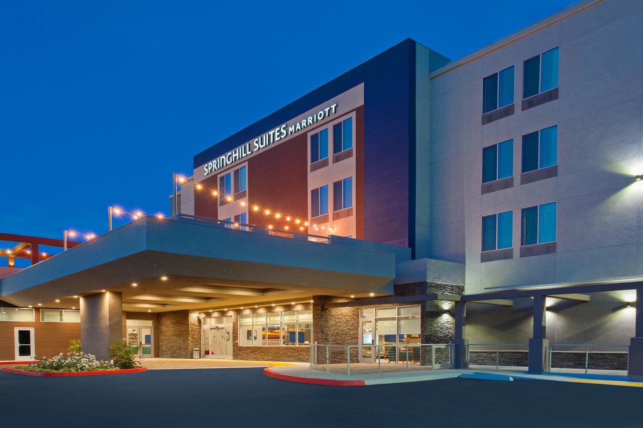 Springhill Suites By Marriott Huntington Beach Orange County Exterior photo