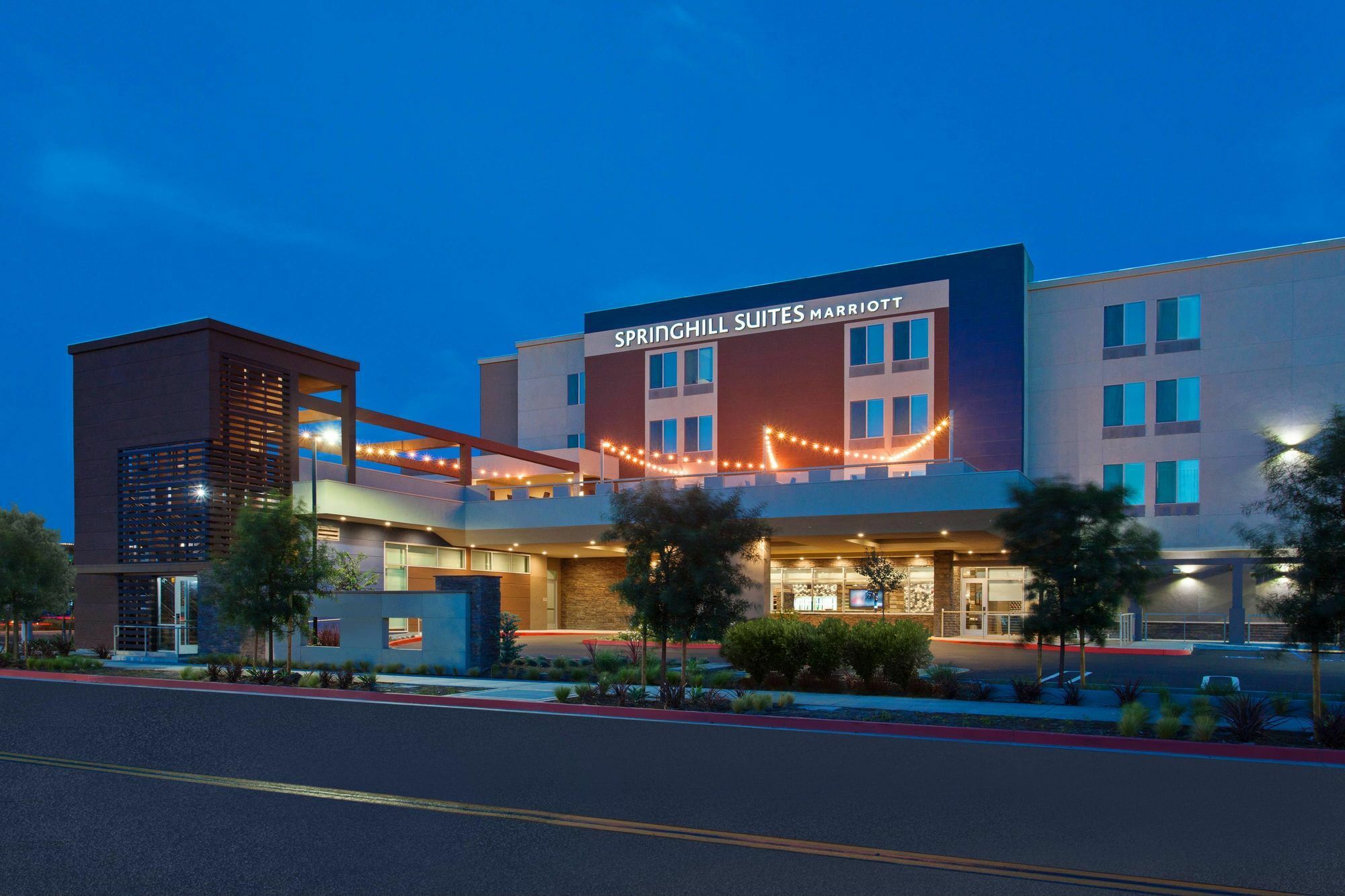 Springhill Suites By Marriott Huntington Beach Orange County Exterior photo